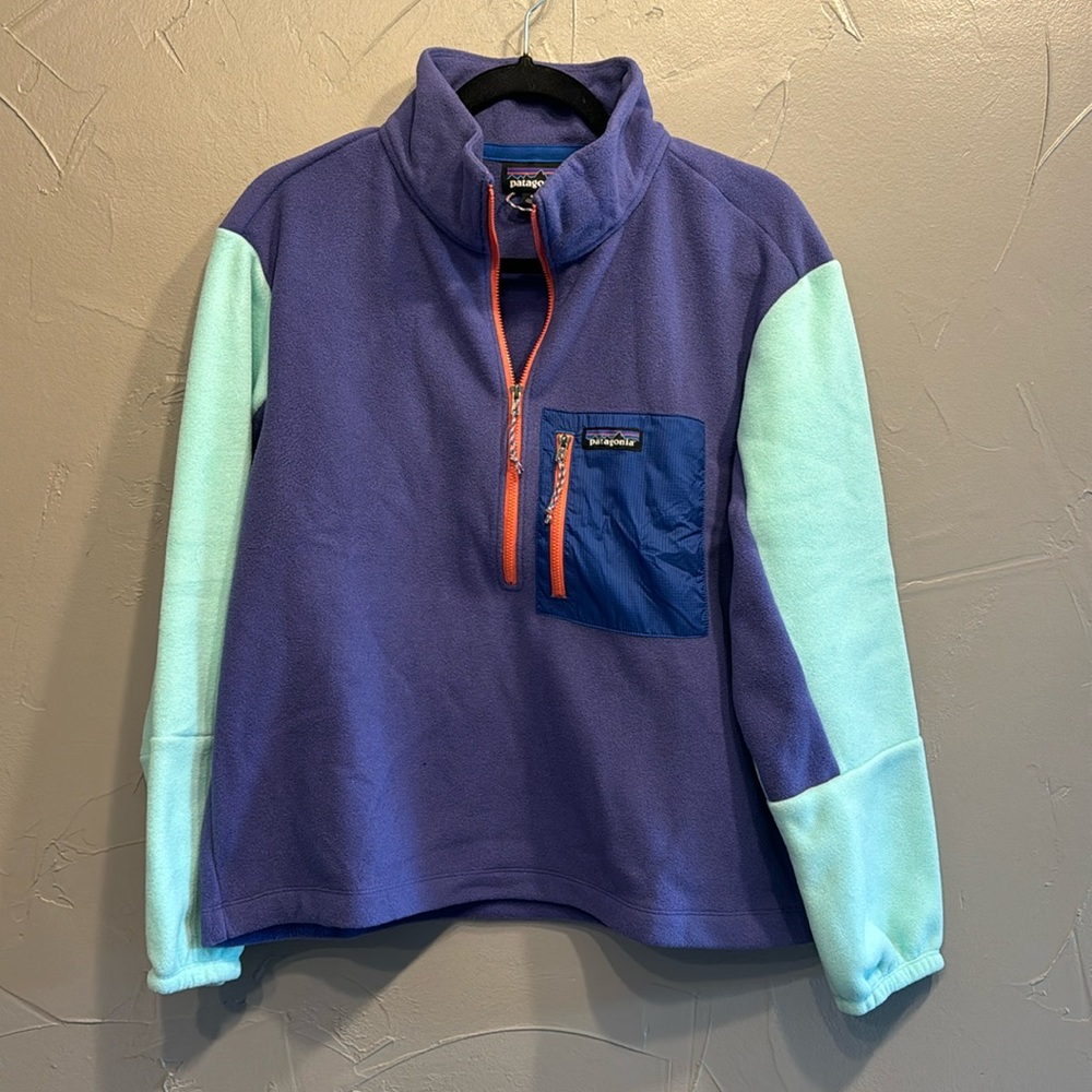 Patagonia Quarter Zip Women’s Medium Purple and Turquoise
